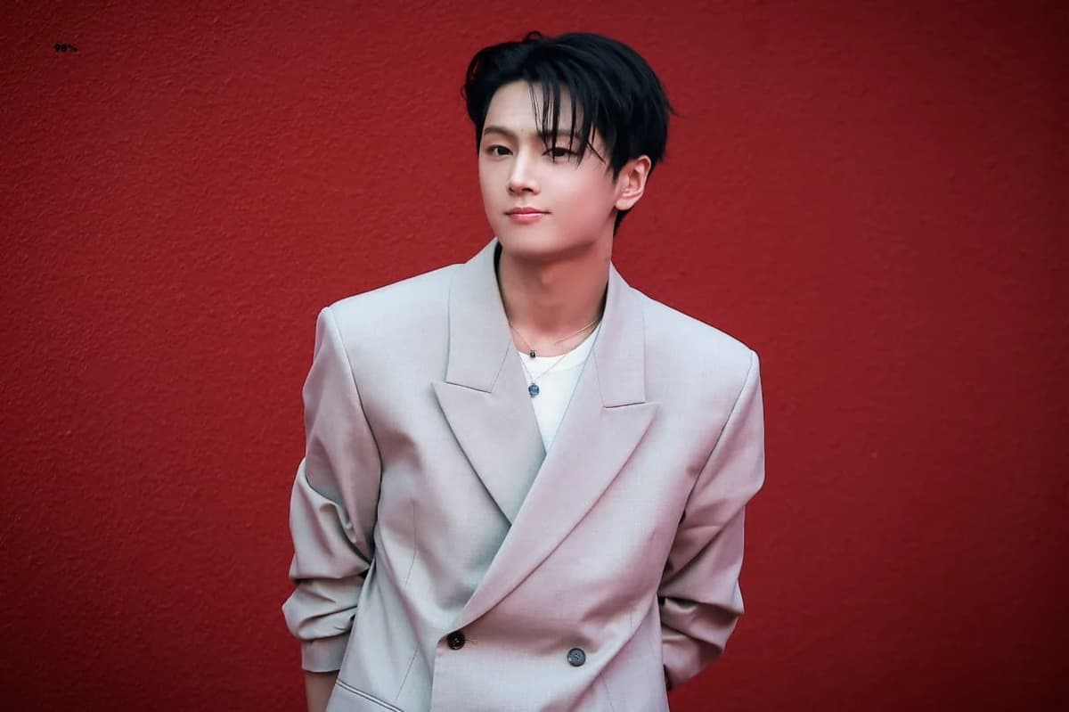 PARK JONGSEONG thumbnail