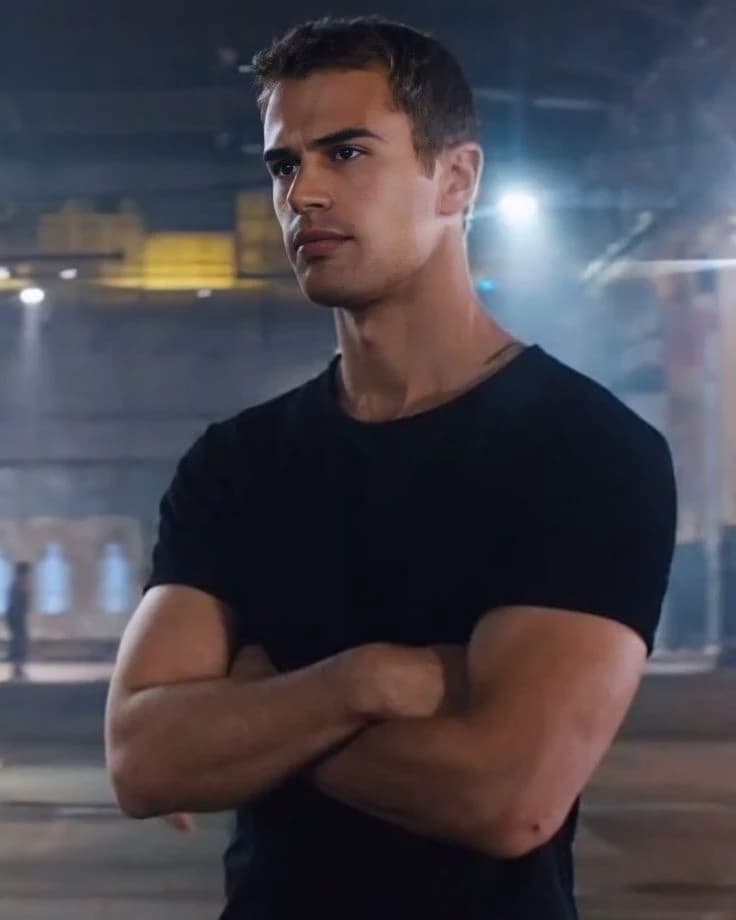 four-divergent thumbnail