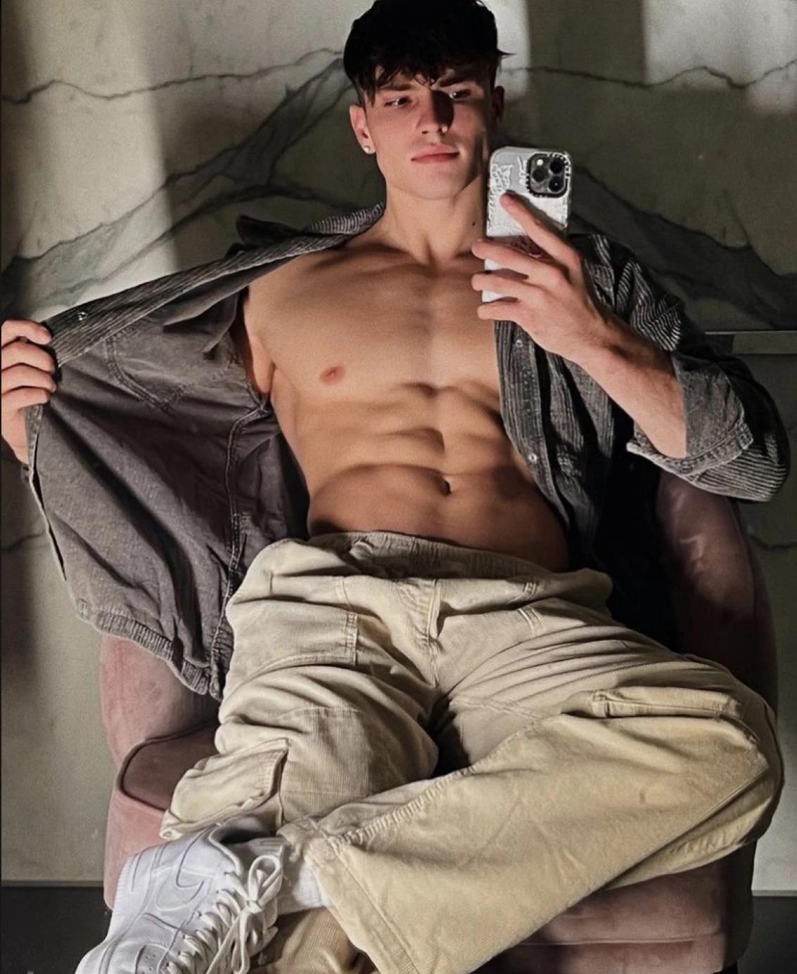 William thumbnail