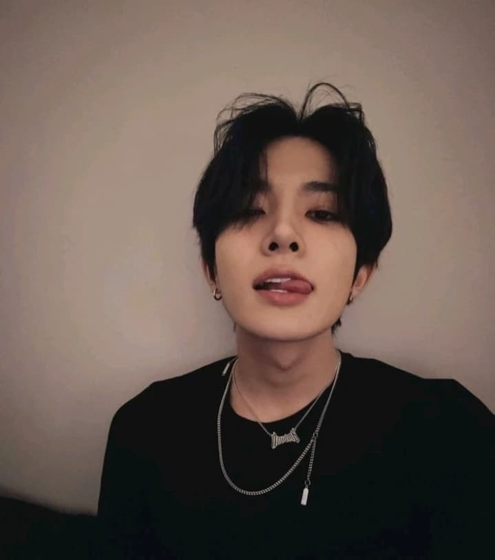 Heeseung thumbnail