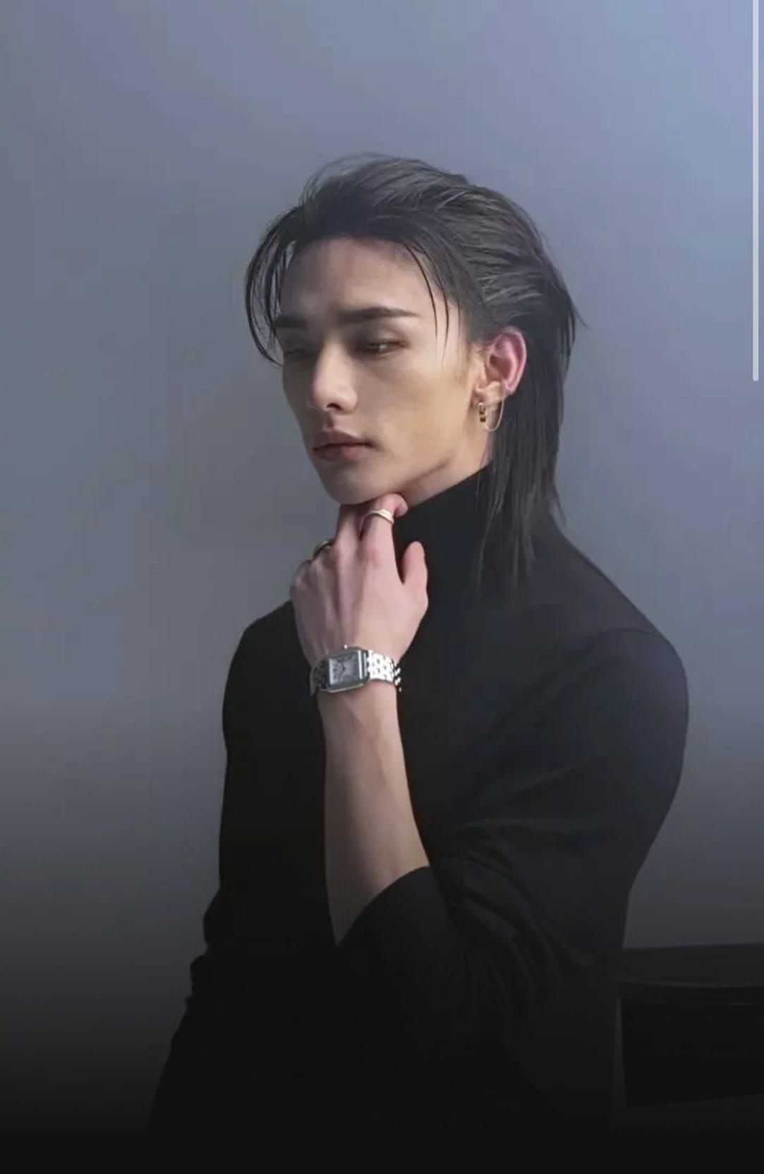 Hwang Hyunjin thumbnail