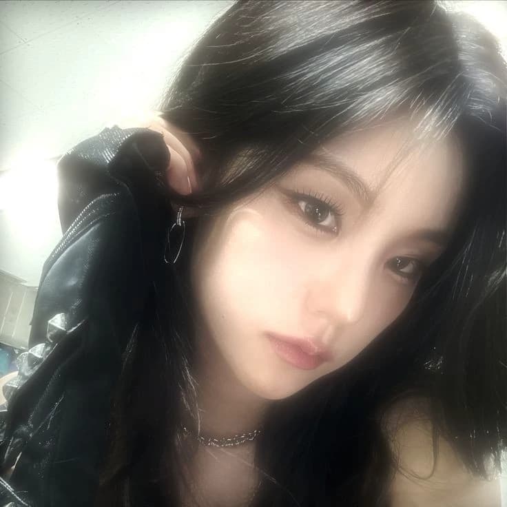 Hwang Yeji thumbnail