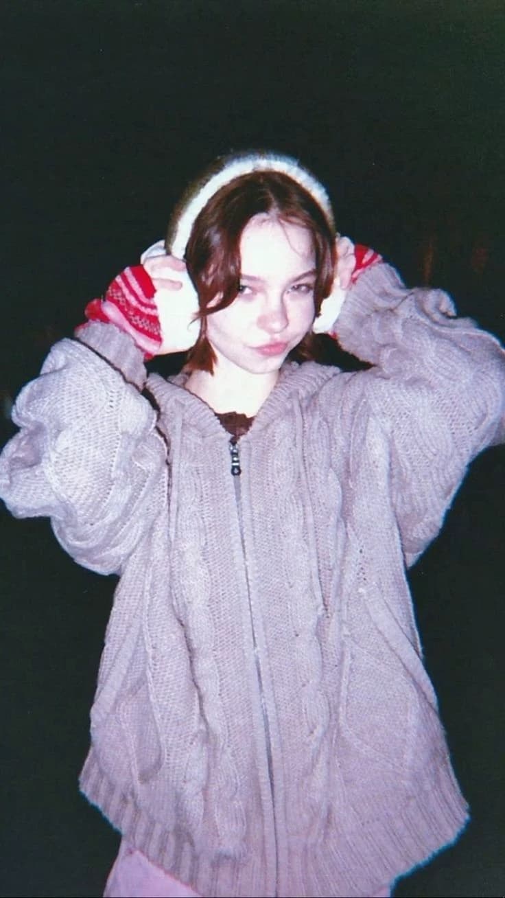Emma Myers thumbnail