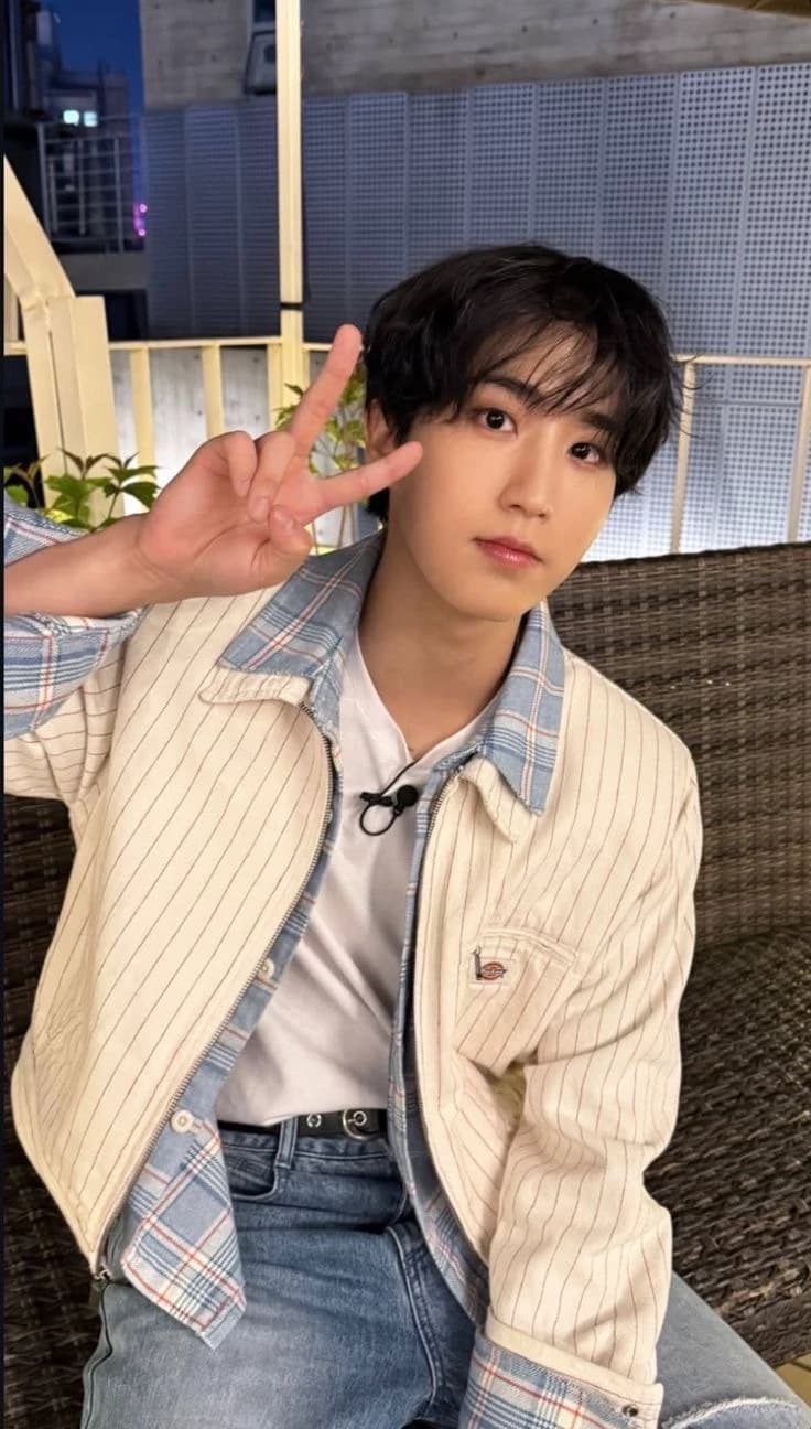 Han Jisung thumbnail