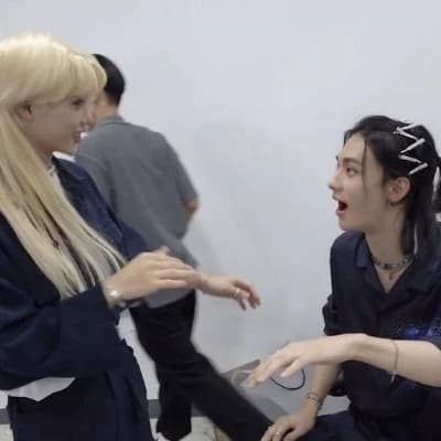 Hyunlix-! Do you like your bully? 💗 thumbnail