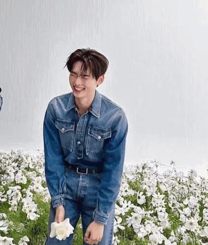 Sung Hanbin  thumbnail