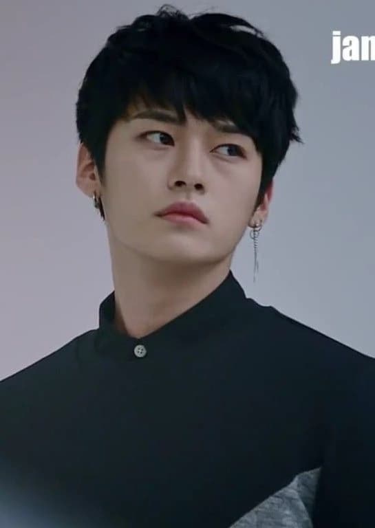 Lee Minho thumbnail