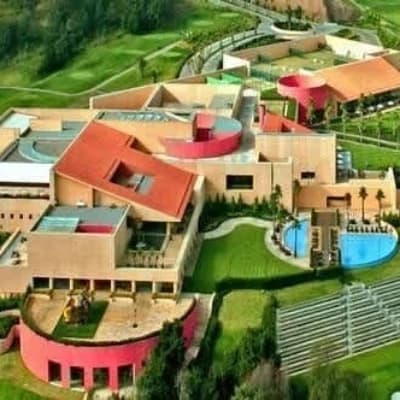 Elite Way School ‐ Rebelde thumbnail
