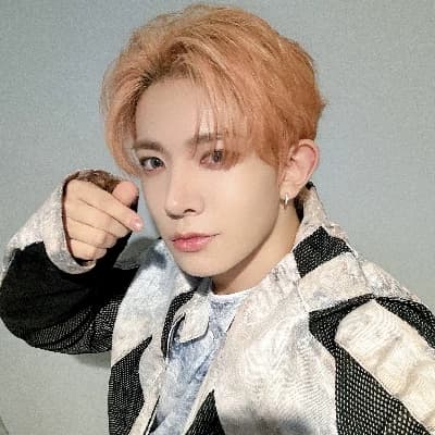Lee Heeseung thumbnail