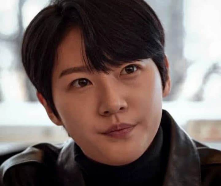 Hyeon-ju thumbnail