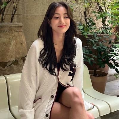 Jihyo wlw/gl thumbnail