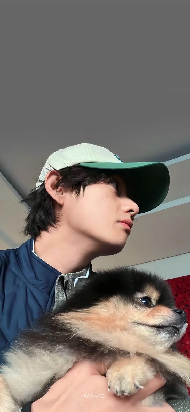 Kim Taehyung thumbnail