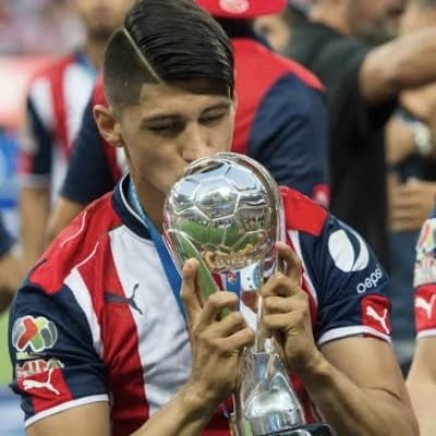 Alan Pulido thumbnail
