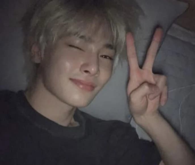 Jeongin thumbnail