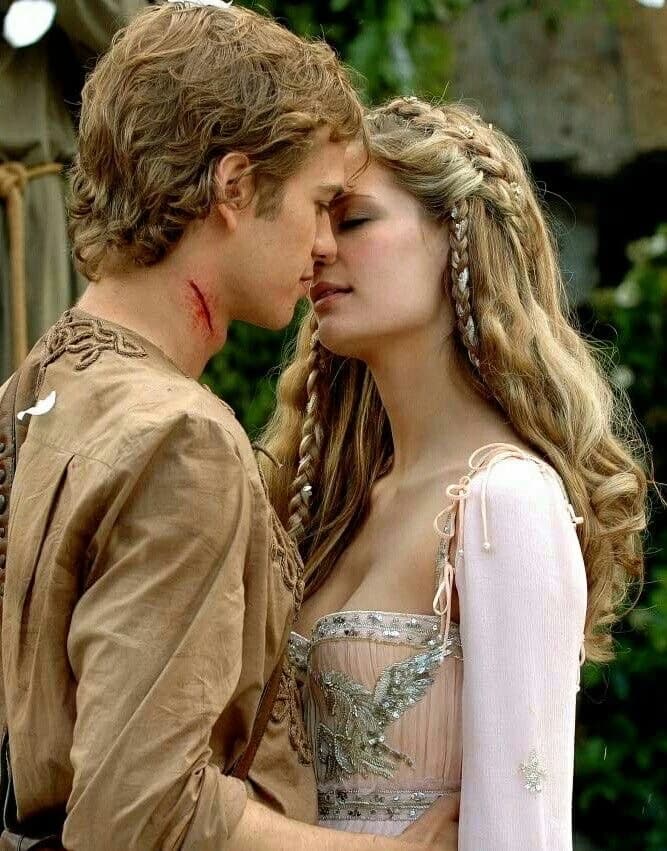 Hayden Christensen thumbnail