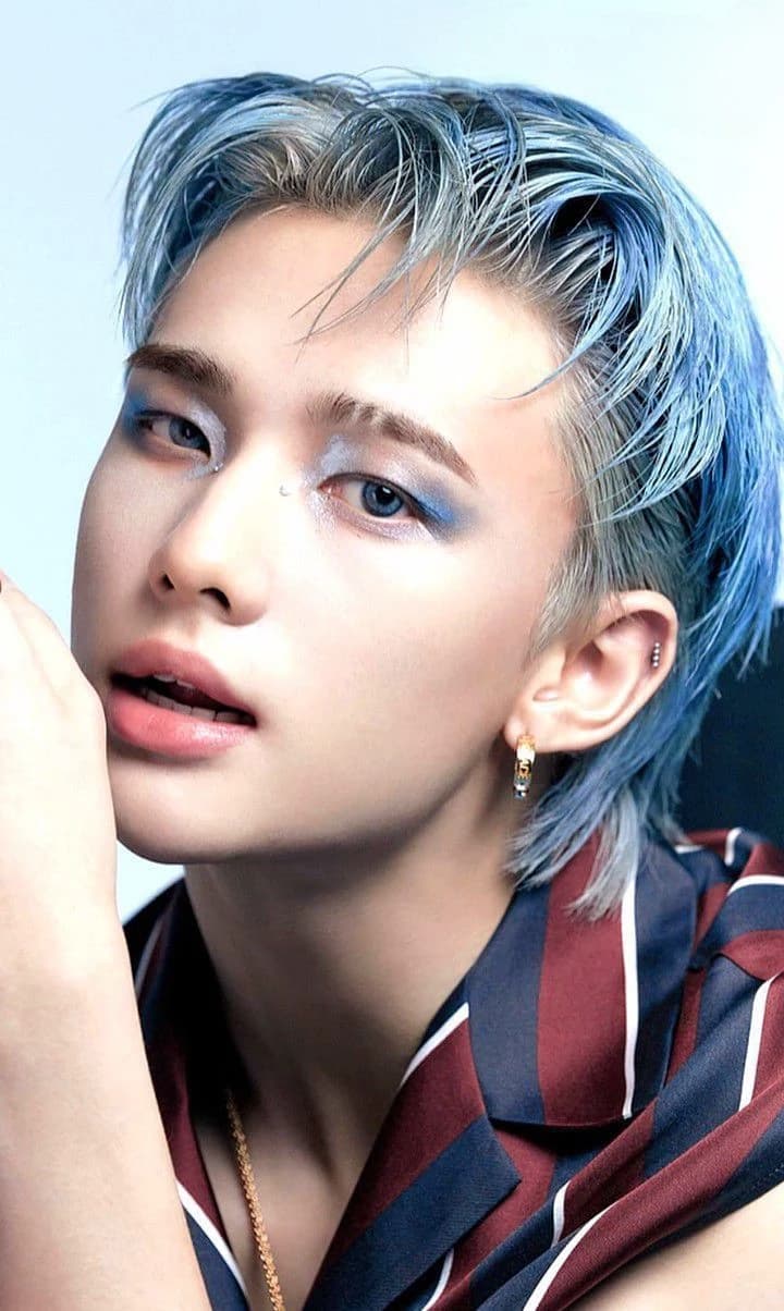 Hwang Hyunjin thumbnail