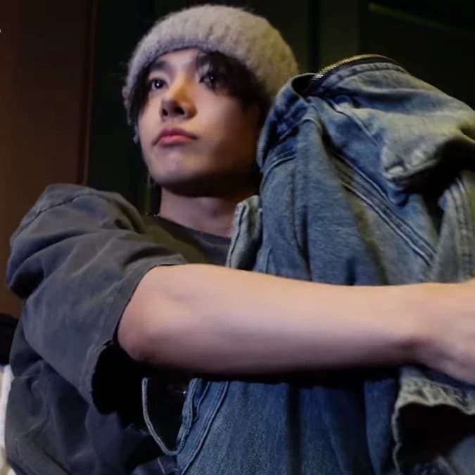 Lee Heeseung thumbnail