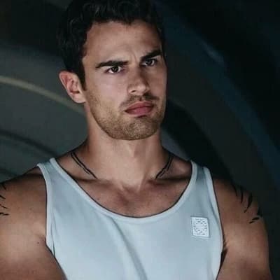 Theo James thumbnail