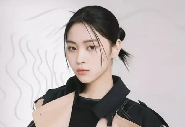 Ryujin Shin (Lesbians 🏳️‍🌈❤️‍🔥) thumbnail