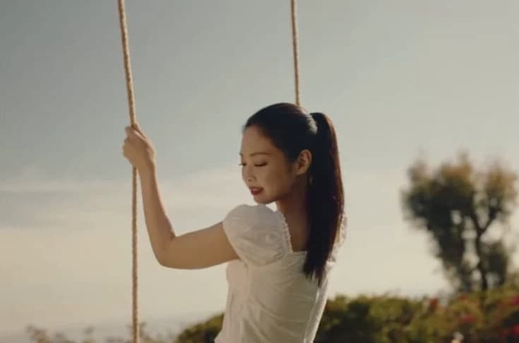 Jennie thumbnail