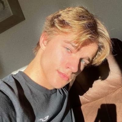 Tylor thumbnail