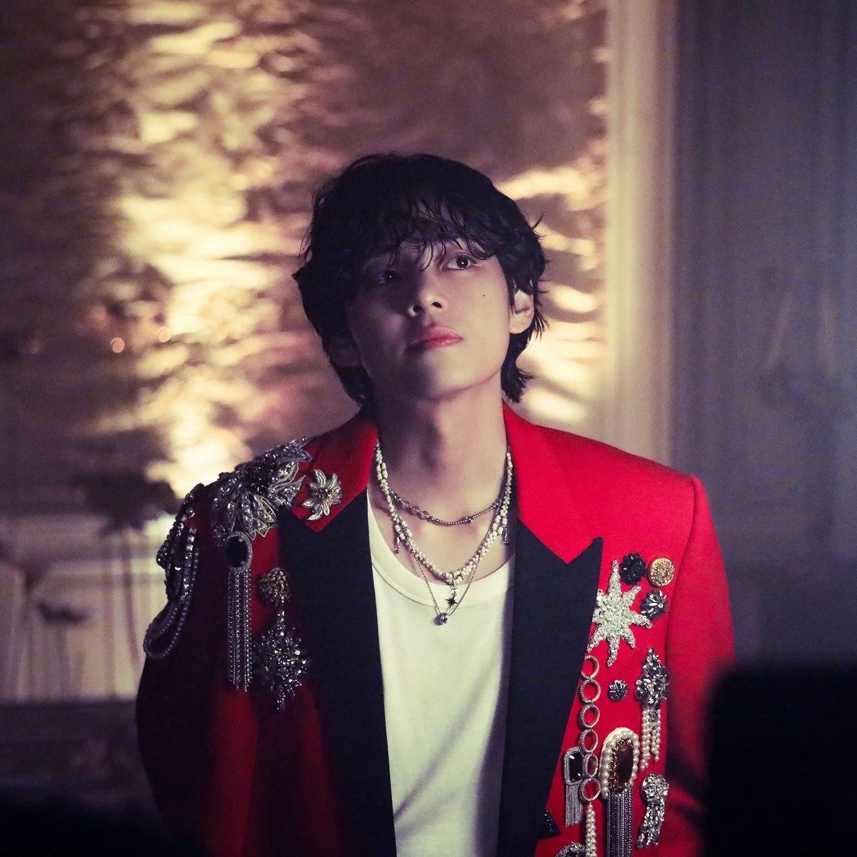 Kim Taehyung thumbnail