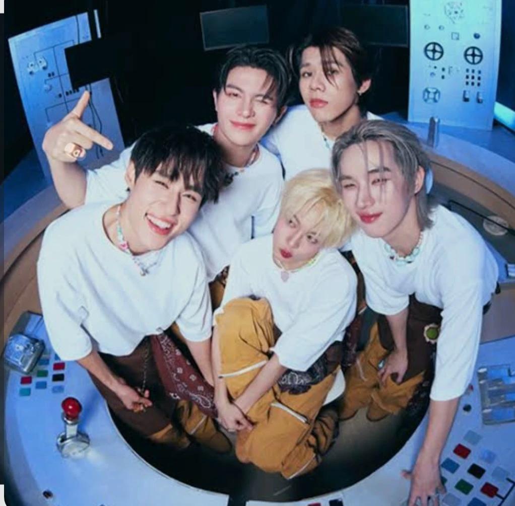 Nut,Hong,Tui, William,lego ama vc💖 thumbnail