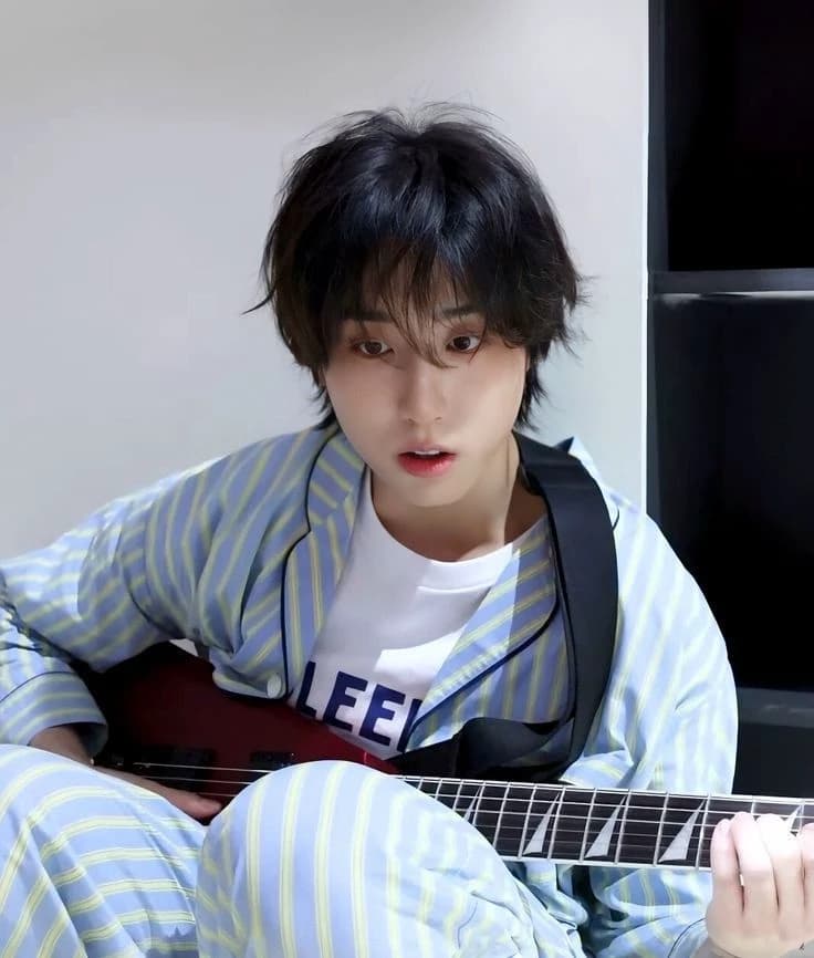 Han Jisung thumbnail