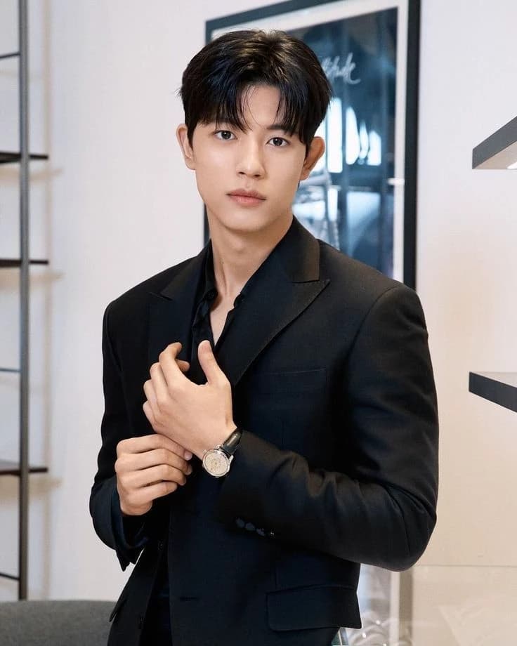 Lee Suhyeok thumbnail