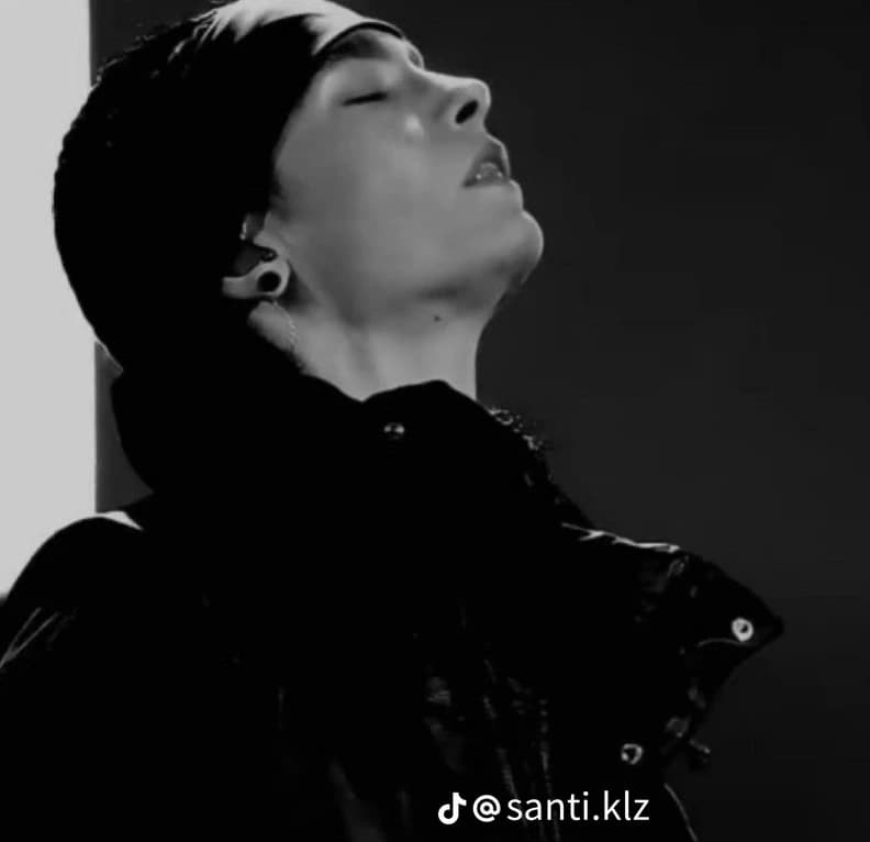 Tom kaulitz thumbnail
