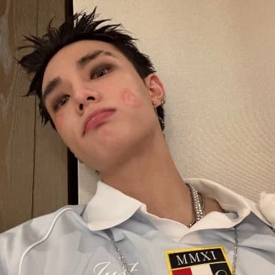 Hyunjin hwang thumbnail