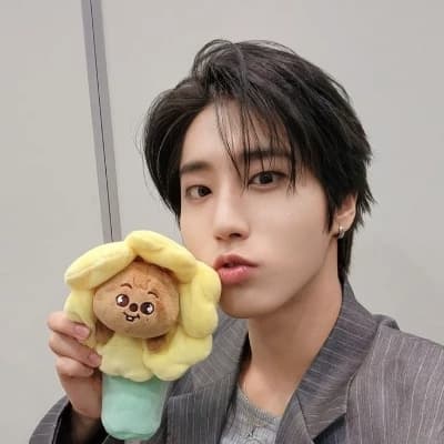 Han Jisung thumbnail