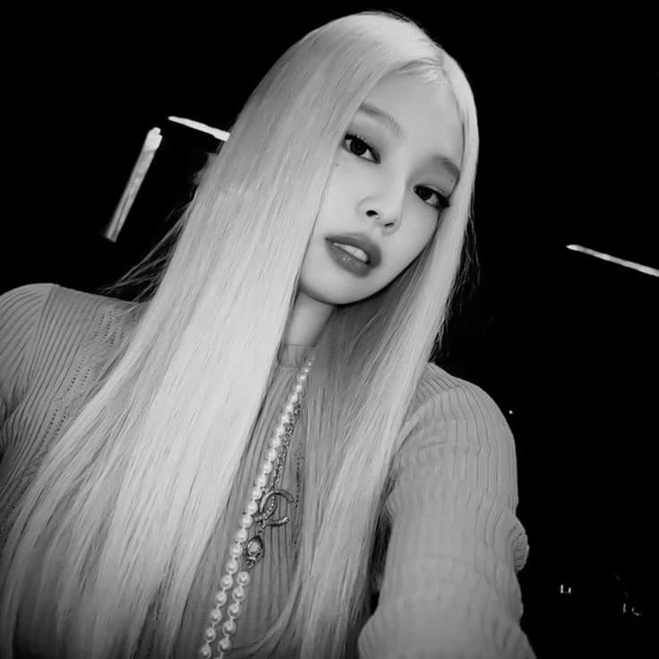 Jennie thumbnail
