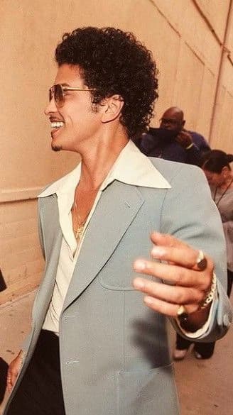 Bruno Mars thumbnail