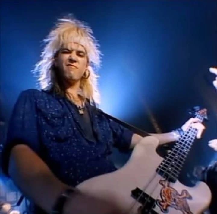 Duff Mckagan thumbnail