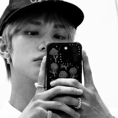 𝅄 — Hyunjin - and. thumbnail