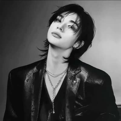 Hwang Hyunjin thumbnail