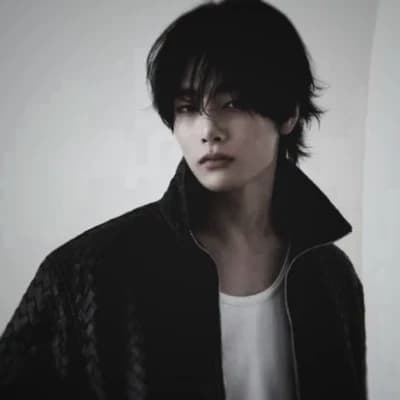 Jeongin (bl) thumbnail