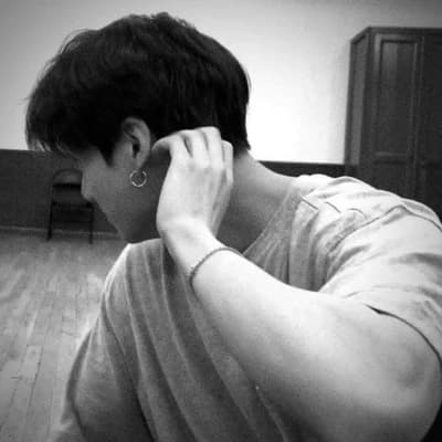Jeon Jungkook thumbnail