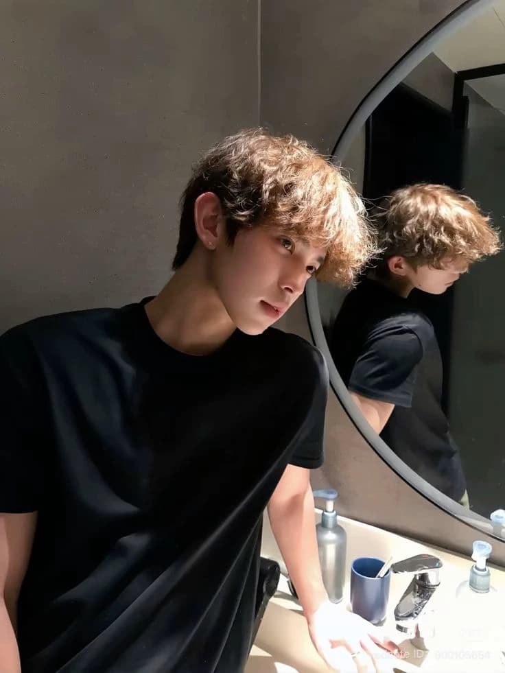 Jang Hyeonwoo thumbnail