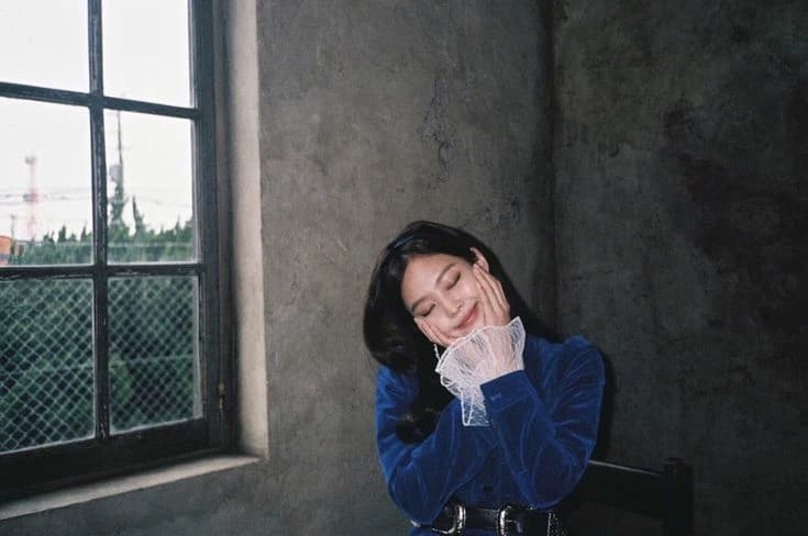 Jennie thumbnail
