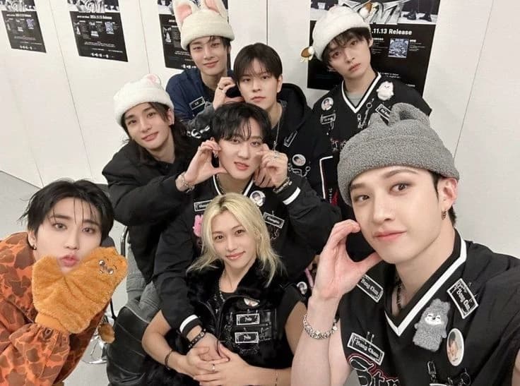 Straykids thumbnail