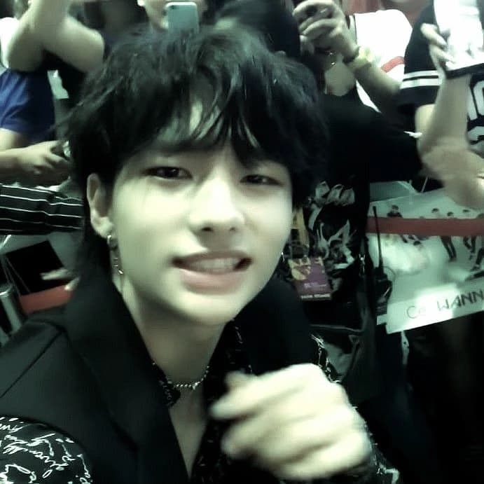 Hyunjin -Hyunlix thumbnail