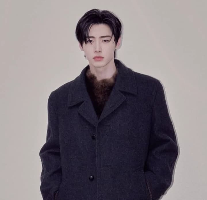 Sunghoon  thumbnail