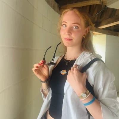 Julia Bergmann thumbnail