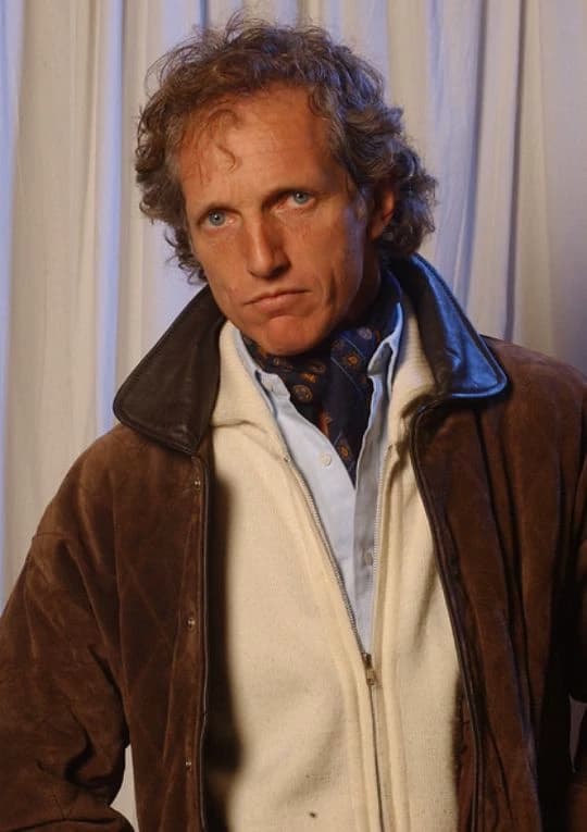 Sergio Bustamante. thumbnail