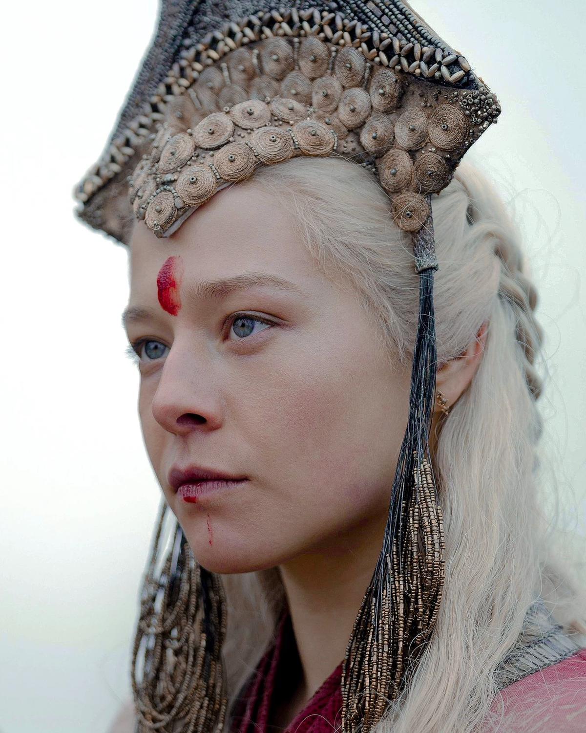 Rhaenyra Targaryen thumbnail