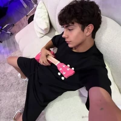 Lukas urkijo thumbnail