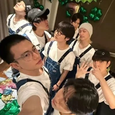Stray Kids thumbnail