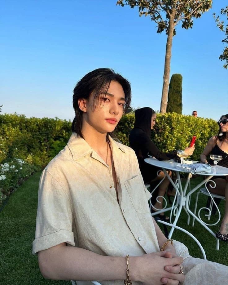 Hwang Hyunjin thumbnail